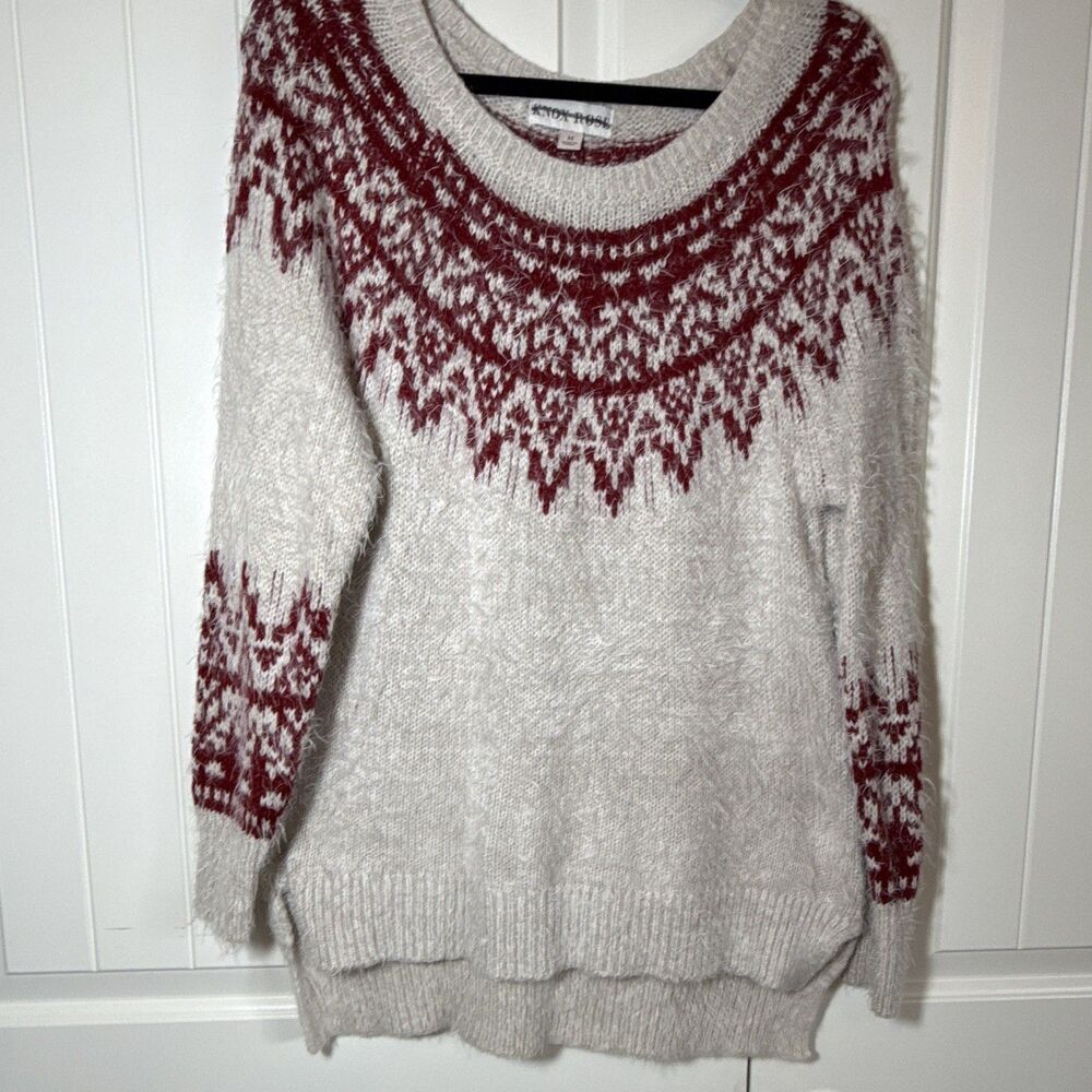 Knox Rose M Beige Red Fair Isle Fuzzy Knit Pullover Sweater Crew Neck Acrylic